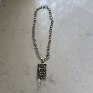 Elegant Pendant Necklace